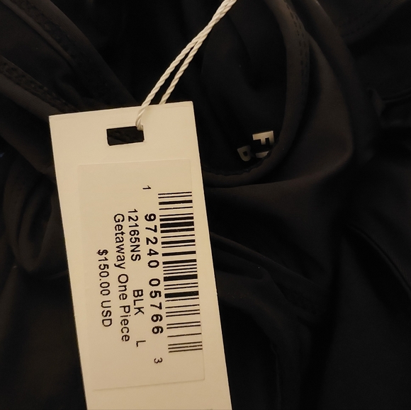 Nwt Frankies Bikinis getaway Cheeky Minimalist One Piece Black L - Picture 4 of 4